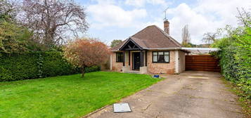 4 bed detached bungalow for sale