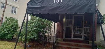 151 E Walnut St Apt 304, Kingston, PA 18704