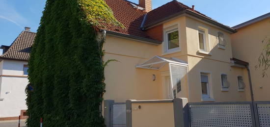 1.500 €, 130 m², 5 Zimmer