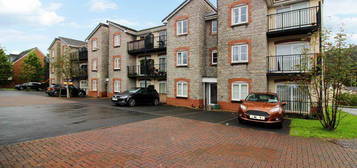 1 bedroom ground floor flat for sale