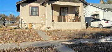 927 W  12th St, Pueblo, CO 81003