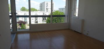 APPARTEMENT F1bis 35 m2- JOUE-LES-TOURS