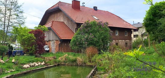 Charmantes Landhaus mit großem Garten und Biotop - Ihre Oase in Kallham, Oberösterreich!