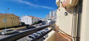 Apartamento T2+1 no centro da Ericeira