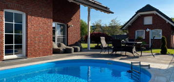 Exklusives Landhaus mit modernster Ausstattung u. Schwimmbad.