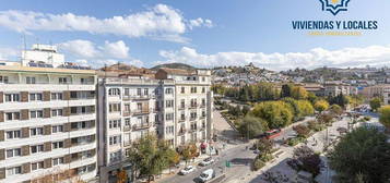 Piso en Centro - Sagrario, Granada