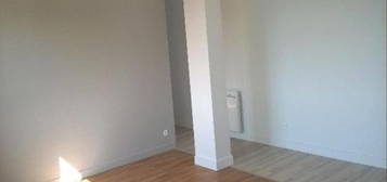 Appartement  à louer, 3 pièces, 2 chambres, 56 m²