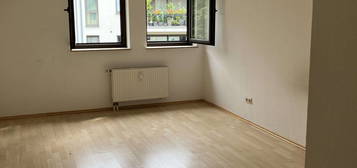 Schöne 2,5-Zimmer-Wohnung mit Balkon in Rheinnähe