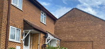 2 bedroom semi-detached house to rent