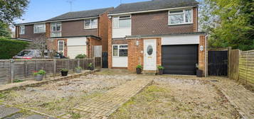 Detached house for sale in Thornbury Close, Stevenage SG2