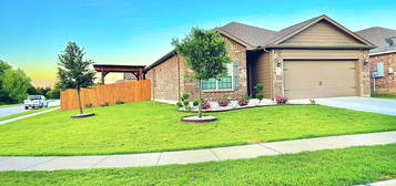 2972 Kyle St, Anna, TX 75409