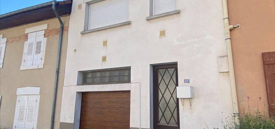 Maison 1 étage  à louer, 3 pièces, 2 chambres, 101 m²