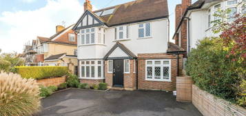 4 bed detached house for sale