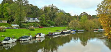 Detached house to rent in Shillingford Hill, Wallingford, Oxfordshire OX10