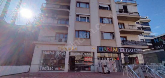 Çiğli Küçük Çiğli Mahallesi'nde 3+1 Kiralık Daire