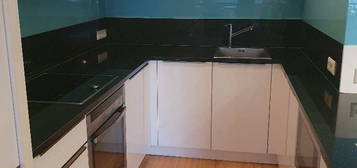 Lichtdurchflutete Wohnung in ruhiger Lage