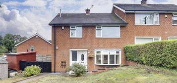 3 bedroom semi-detached house to rent