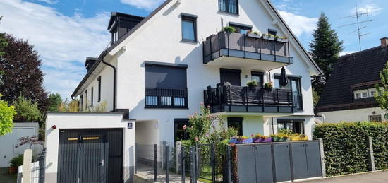 Exklusive und ruhige 3-Zimmer-Maisonette mit EBK, Terrasse und Garten in Trudering, München