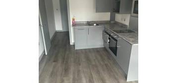 2 bed flat to rent