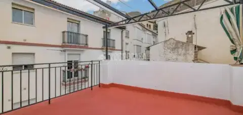 Casa adosada en G&#xFC;&#xE9;jar Sierra