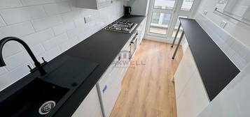 Duplex to rent in Gayton House, Chiltern Road, London E3