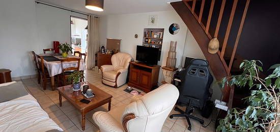 Maison de ville  à vendre, 3 pièces, 1 chambre, 53 m²