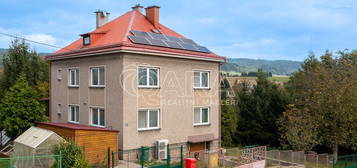 Prodej  vícegeneračního domu 180 m², pozemek 753 m²