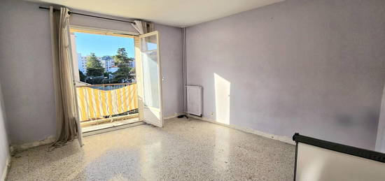 Appartement  à vendre, 3 pièces, 2 chambres, 60 m²