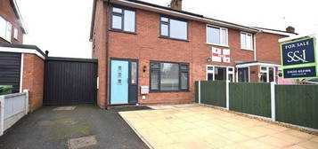 3 bedroom semi-detached house for sale