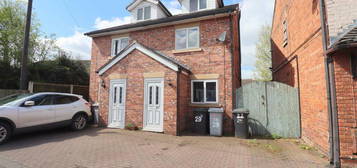 3 bedroom semi-detached house