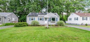 14 Goodwin Park Rd, Wethersfield, CT 06109