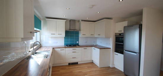 2 bed flat to rent