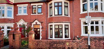 3 bedroom terraced house for sale