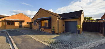 3 bed detached bungalow for sale