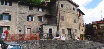 Quadrilocale in vendita in via Case Sparse (Panzano)