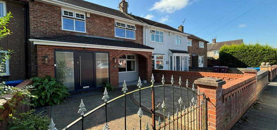 3 bedroom terraced house for sale