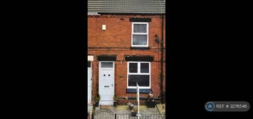 2 bedroom terraced house