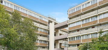 Flat for sale in 5 Yelverton Road, Battersea SW11