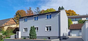 Hochwertiges Zweifamilienhaus zum Erstbezug - nur 3.750€/m²