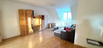 Prenájom výnimočný 4-izbový byt + parkovacie miesto + balkón, v peknom prostredí, kúsok od centra Piešťan