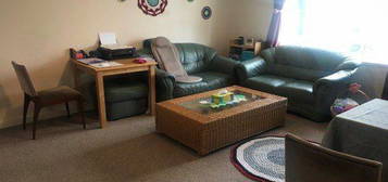 2 bed flat to rent