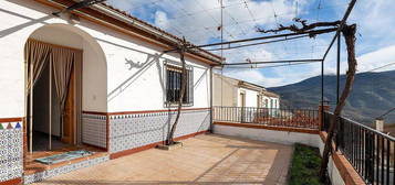 Chalet en Colomera