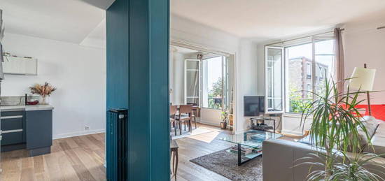 Appartement de 92.50m², traversant et en très bon état, situé rue Hector Gonsalphe Fontaine