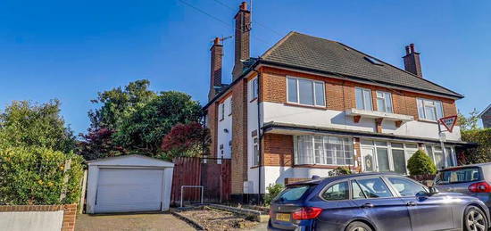 4 bed semi-detached house for sale