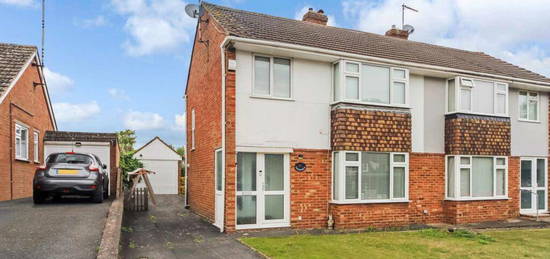 3 bedroom semi-detached house