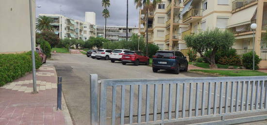 Piso en venta en avenida de la Diputació