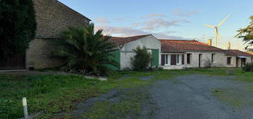 Ferme au calme sur 2 hectares