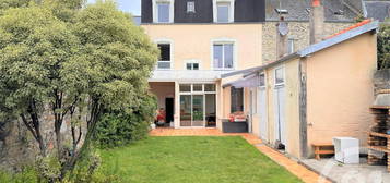 Achat maison 8 pièces 225 m²