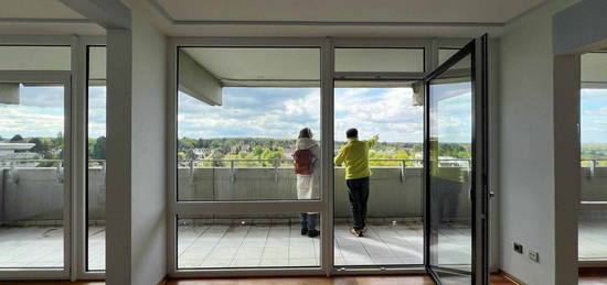 Ffm Sachsenhausen: helle 4-Zi. Wohnung, Südausrichtung, großer Balkon mit Weitblick zum Stadtwald