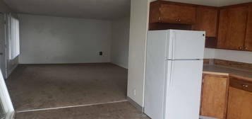 Beautiful 1 and 2 bedroom homes available near Downtown Vancouver! Beautiful Views and a great lo..., Vancouver, WA 98661